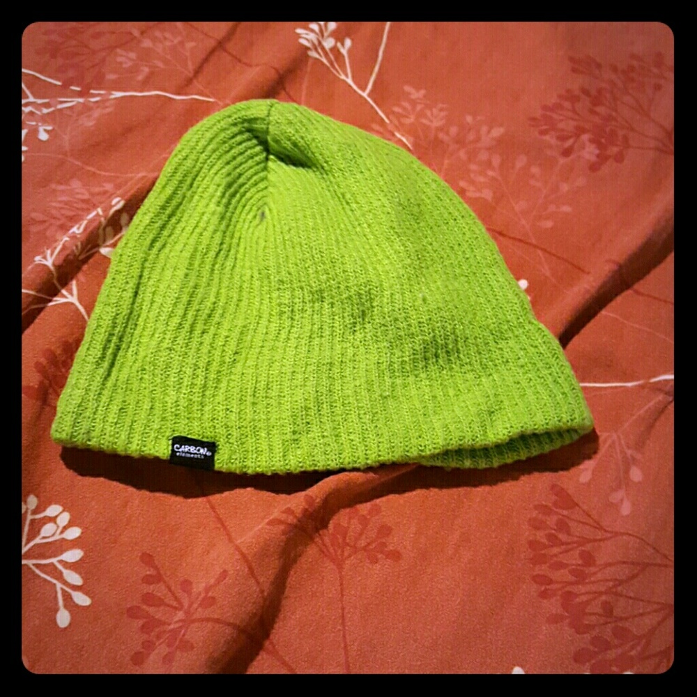 Green carbon beanie